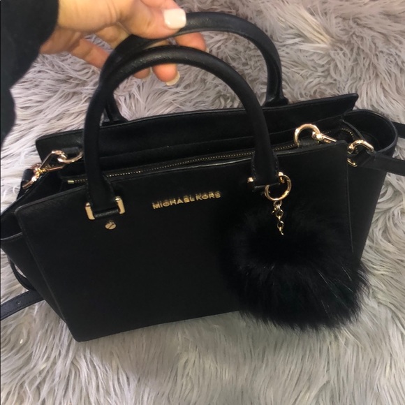 SOLD - Michael Kors Selma Satchel - Picture 5 of 14